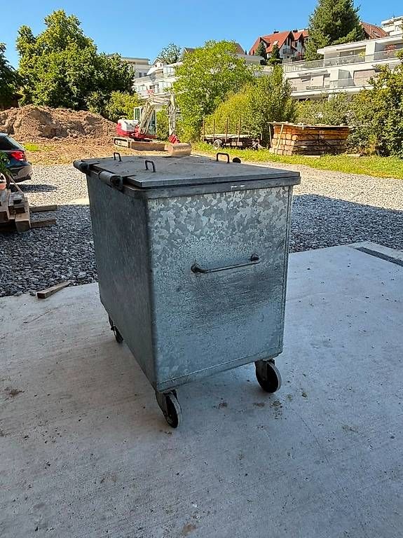 Autres articles bureau & commerces: Abfallcontainer  – D'occasion à Rorschacherberg par pir_f29r