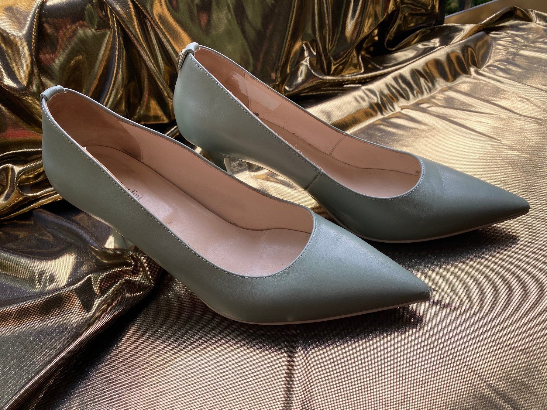 Scarpe da donna: Pumps Nero Giardini Grösse 38 – Nuovo (secondo la descrizione) da Zürich venduto da Pyramid1