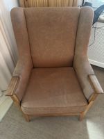 Brauner Sessel
