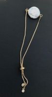 Bracelet ajustable avec cabochon en nacre
