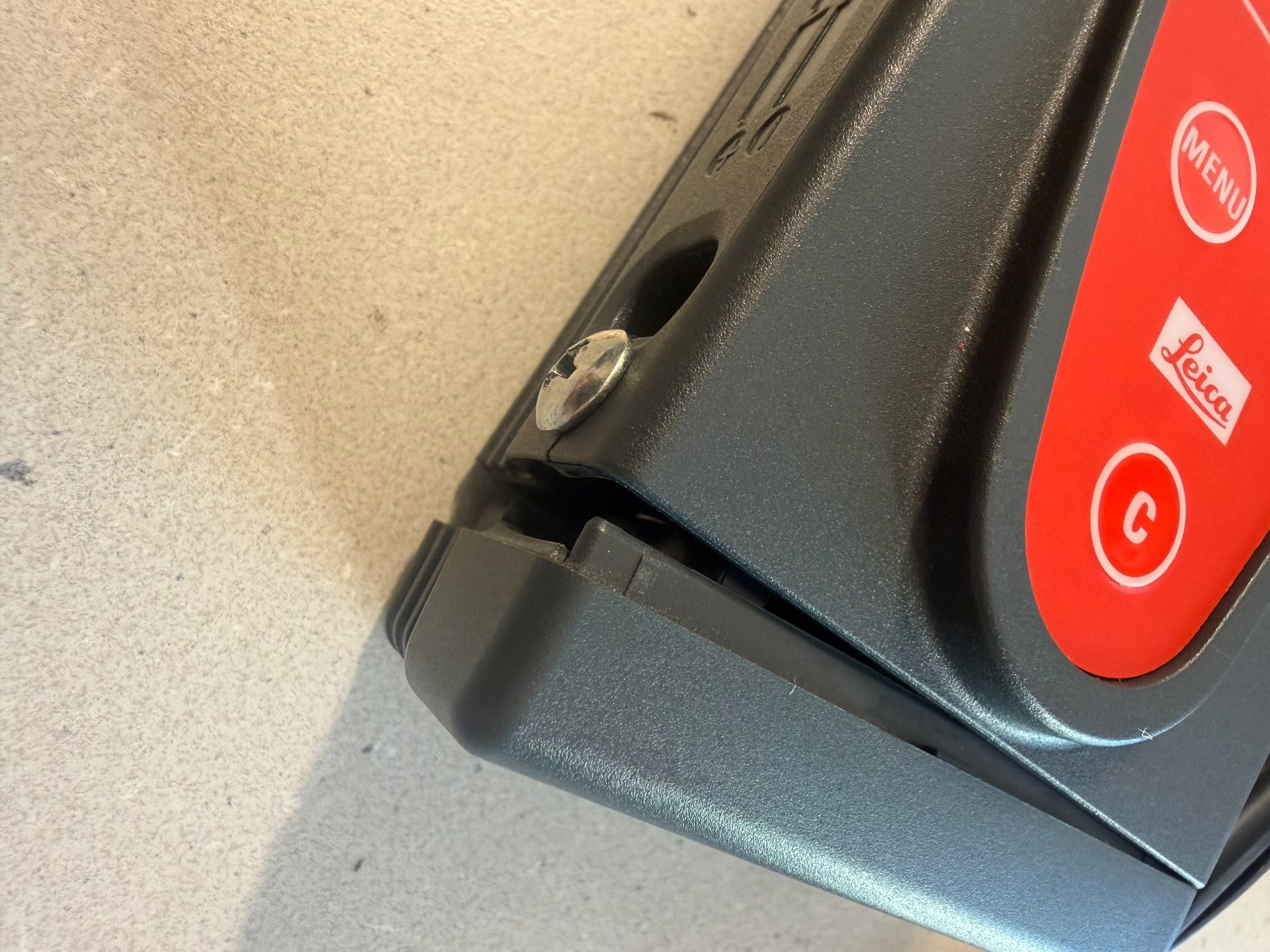 Leica Messen: LEICA LASER-MESSGERÄT AB 1.- – Gebraucht aus Reiden von asdf1692 2