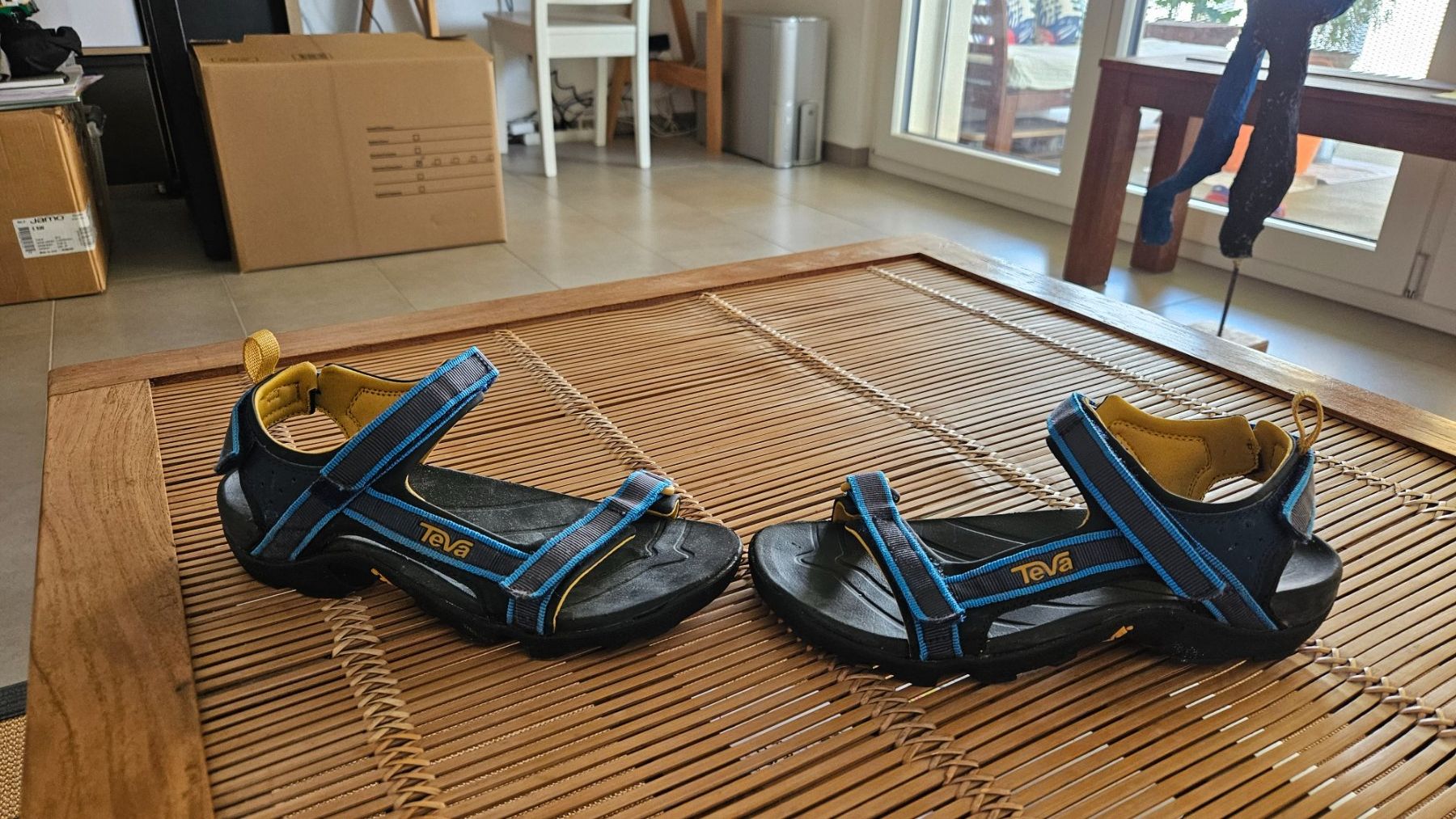 Teva Schuhe für Jungen: Teva Sandalen – Gebraucht aus Bubikon von diditoto