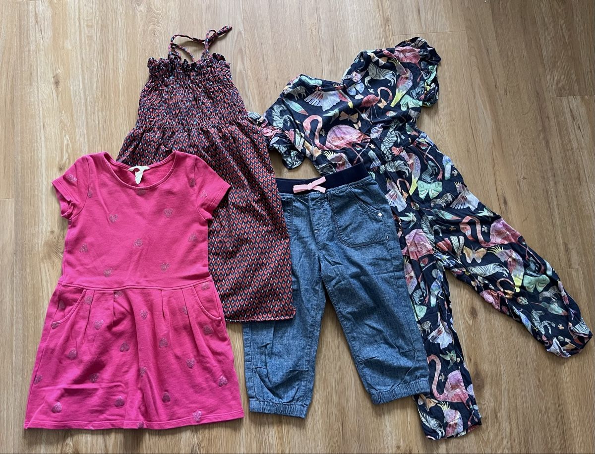 Kleiderpakete & -sets: Mädchen Sommer-Set – Gebraucht aus Kradolf von AlexiaEugster