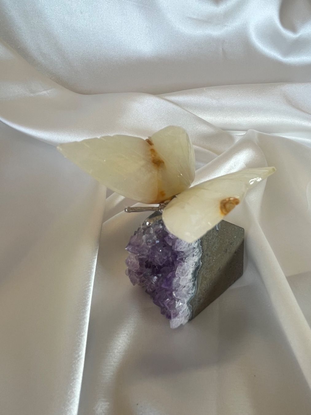 Statuette: Schmetterling aus Kristall auf Amethyst – Nuovo e nell'imballaggio originale da Zürich venduto da unique2010 1