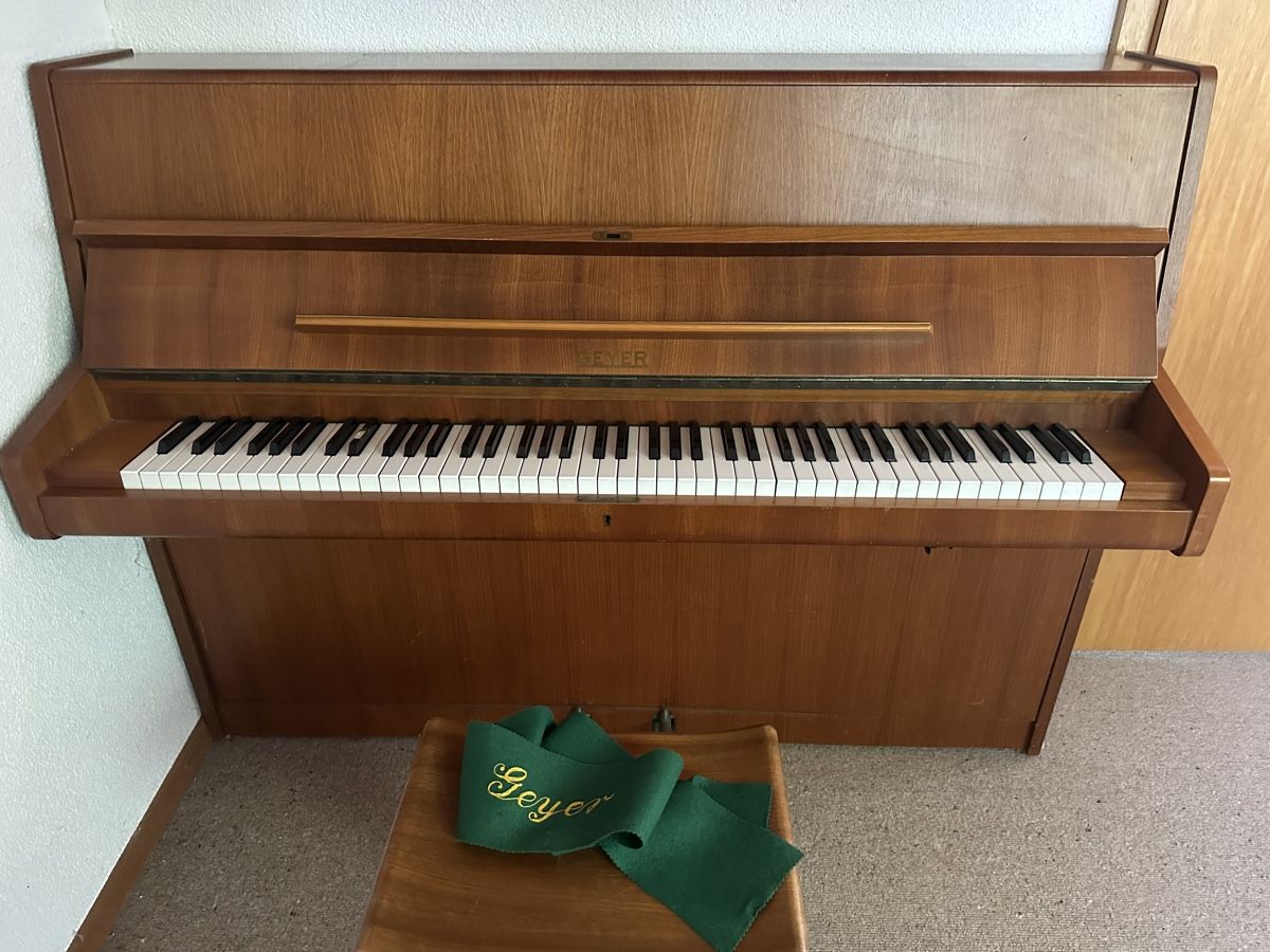 Strumenti musicali: Klavier – Usato da Wauwil venduto da nic.witt 1
