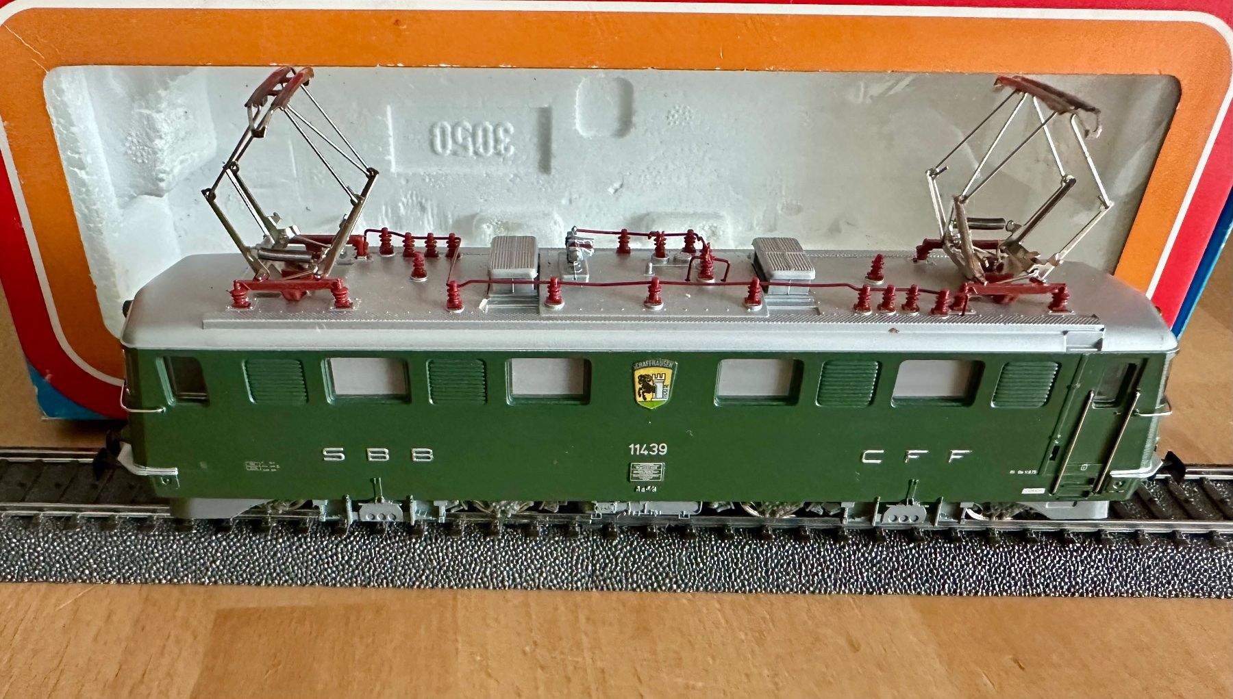 Märklin Trains électriques: Märklin 3350 AE 6/6 Analog – D'occasion à Oftringen par ib.85 1
