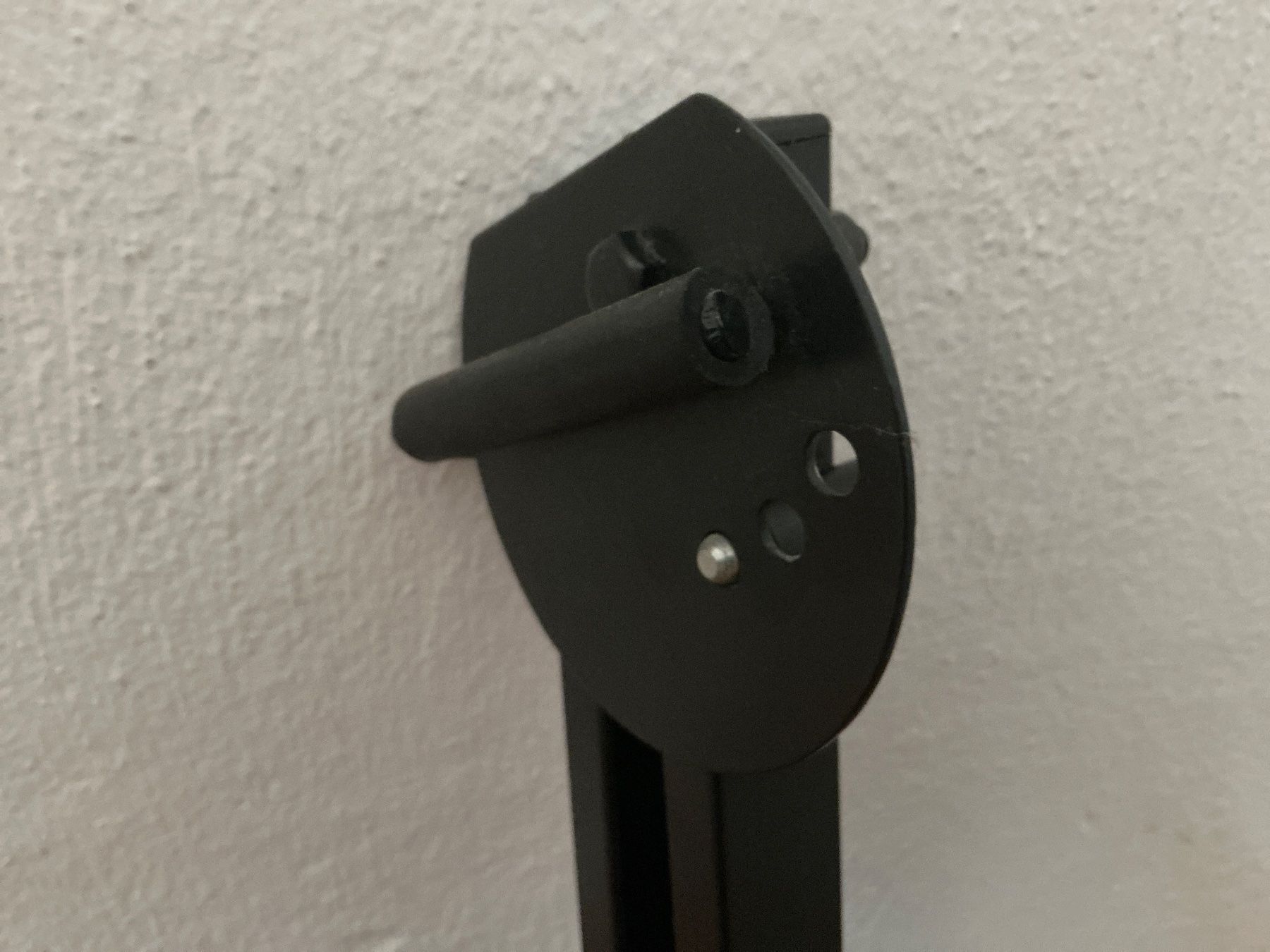 Supporti per strumenti musicali & leggii: Gitarrenständer/Bassständer. Direkt hinstellen oder spielen – Usato da Kilchberg venduto da molinoch 4