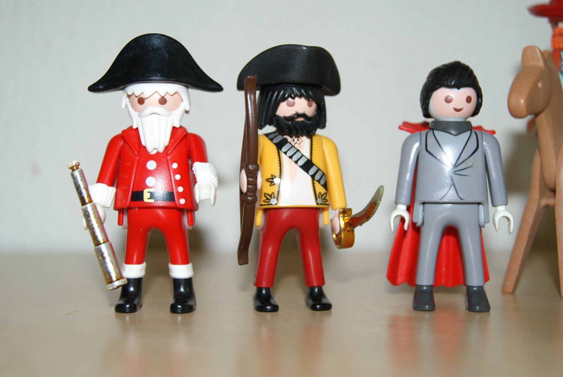 Playmobil Giocattoli: Playmobil Figuren Reiter / Pirat etc. – Usato da Zürich venduto da Widi1 1