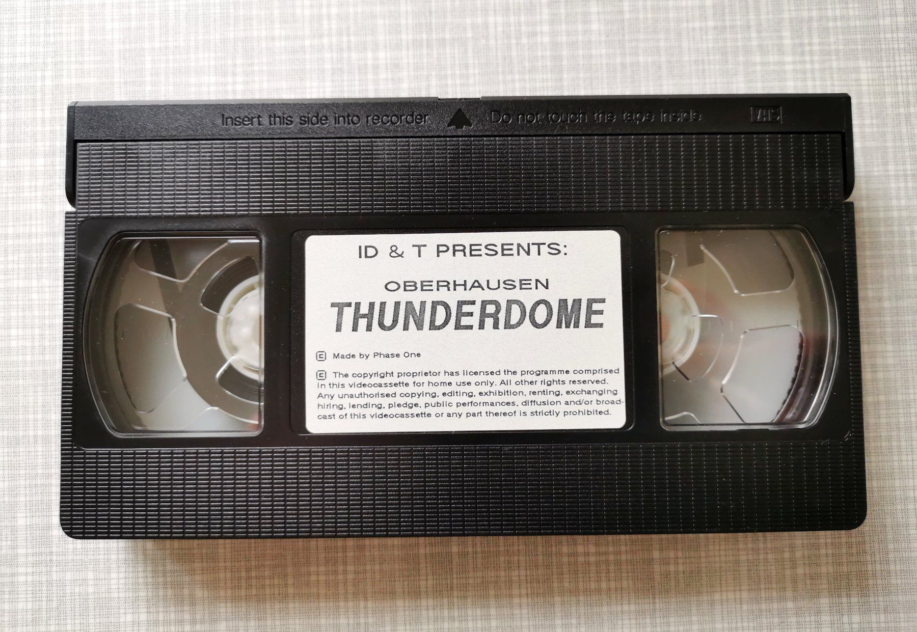 Tutti i VHS: Thunderdome  Oberhausen - VHS Kasette – Usato da Basel venduto da Scarrabus 2