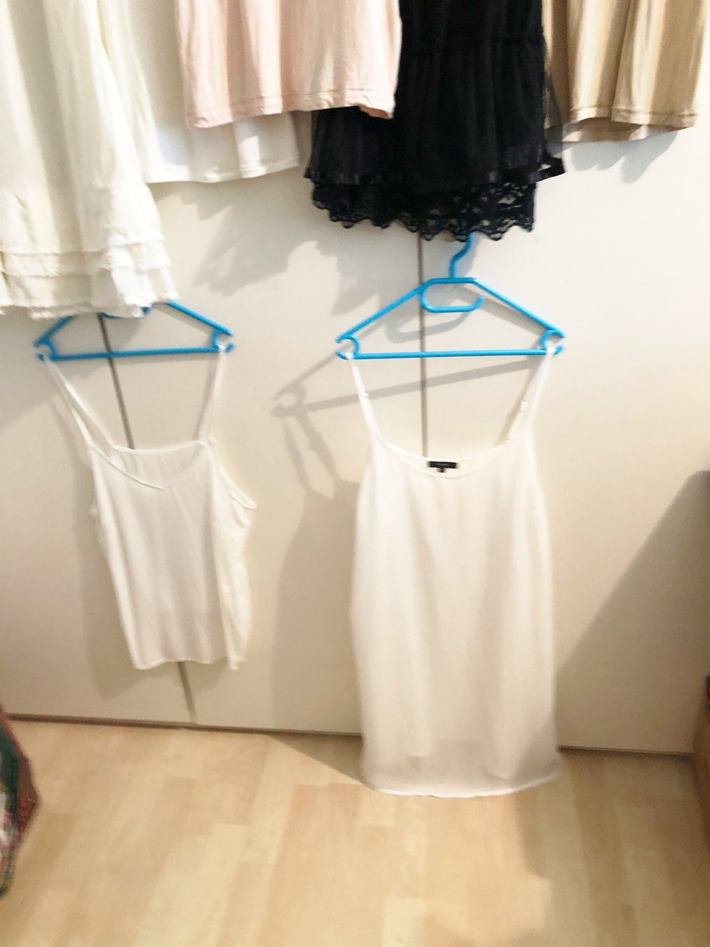 Negligees & Pyjamas: Damen-Edelnachthemden - Grösse M – Neu (gemäss Beschreibung) aus Glattbrugg von Ariel012 1