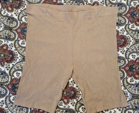 Trendige beige H&M Ripp-Radler-Leggings, Grösse XXL, neu