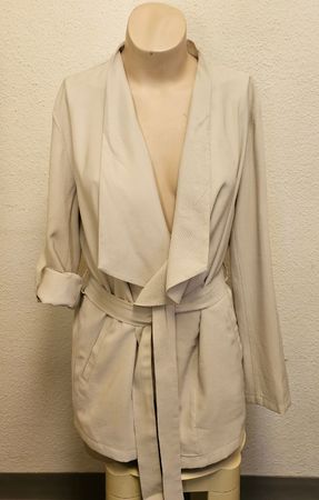 ZARA Damen Blazer / Cardigan Beige – Gr. L – Viskose Mix