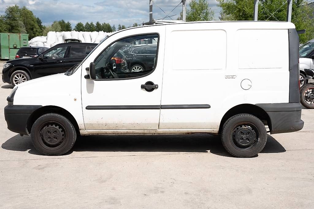 Fiat Automobili: Fiat DOBLO cargol 1.6 – Difettoso da Affeltrangen venduto da AutoZentrumAG