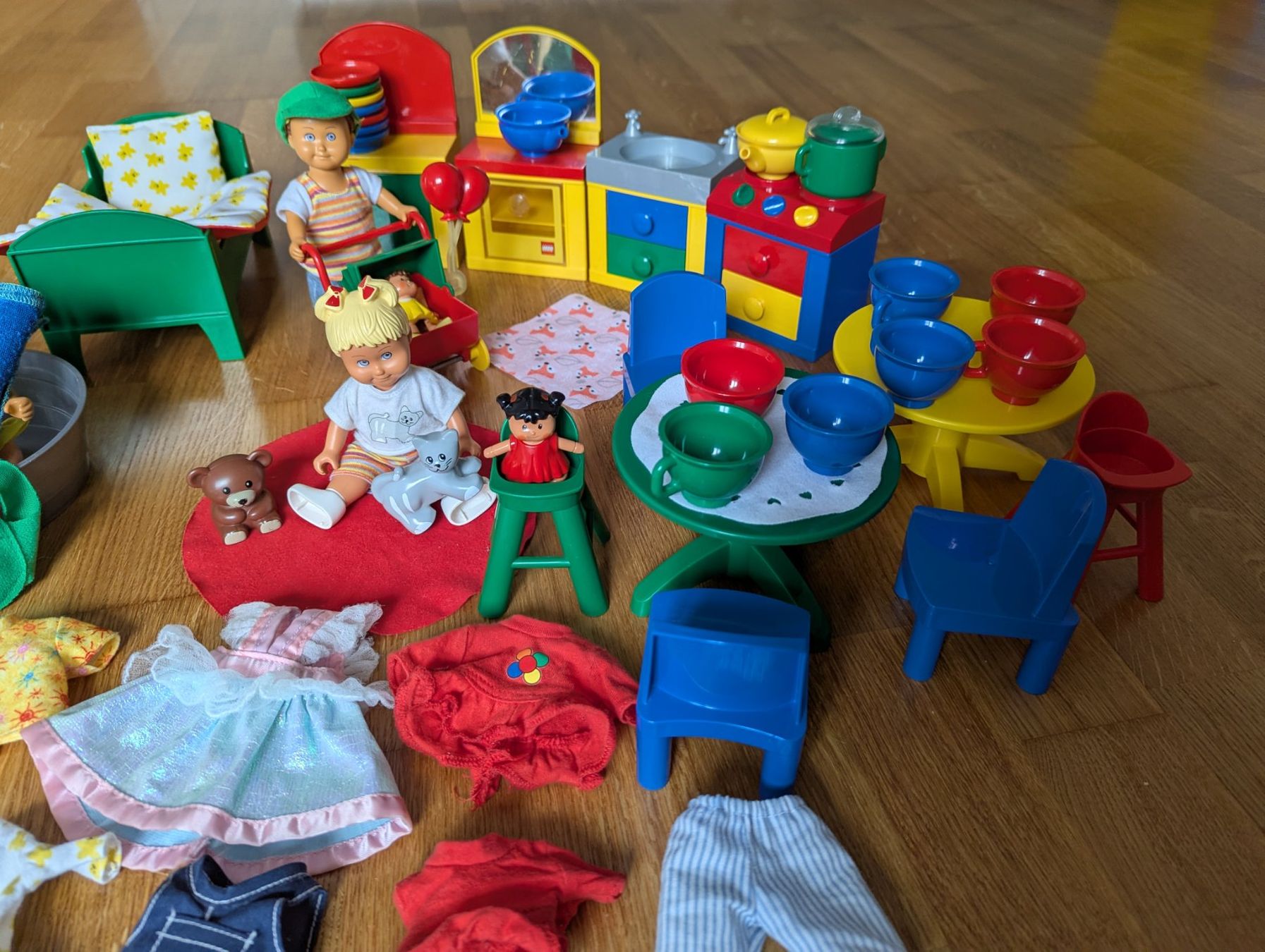 Lego Giocattoli: Lego Duplo Explore Dolls/ Grosse Puppen 3 – Usato da Ormalingen venduto da marithias23 2