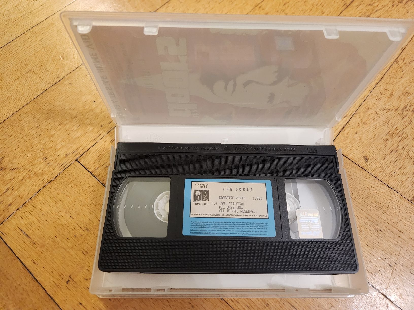 Alle VHS: The Doors - VHS Français – Gebraucht aus Territet von Cenh 2
