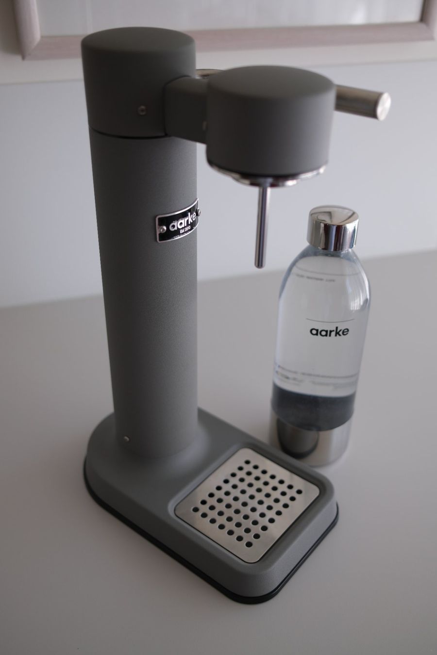 Aarke Elettrodomestici da cucina: AARKE Carbonator 3, grau – Usato da Arlesheim venduto da FairBroker