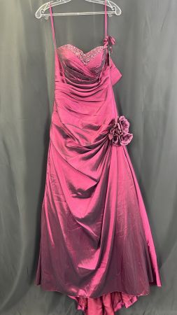Abendkleid dunkelrot mit Blumen Applikation neu mit Etikett