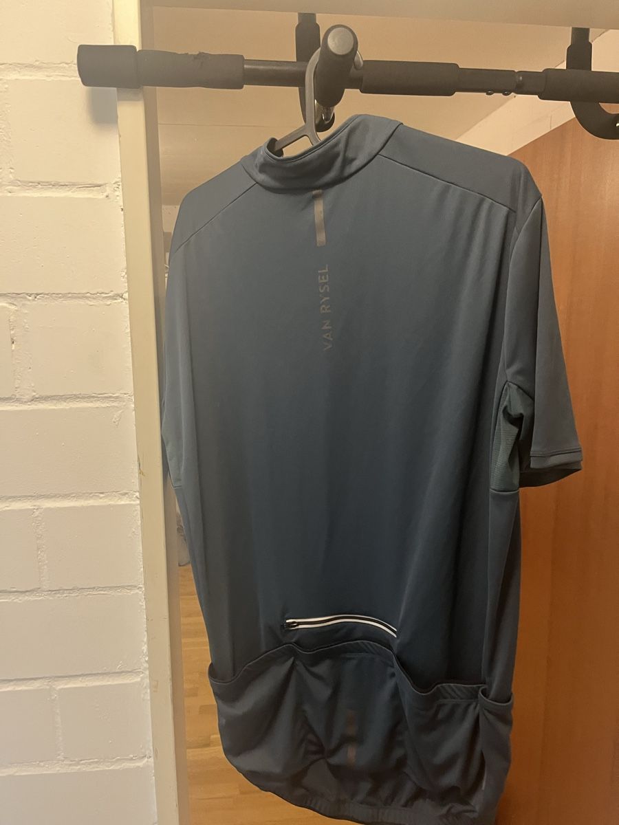 Van Rysel Canottiere & Pantaloni: Velojersey Van Rysel – Usato da Wallbach venduto da Siimsay 1