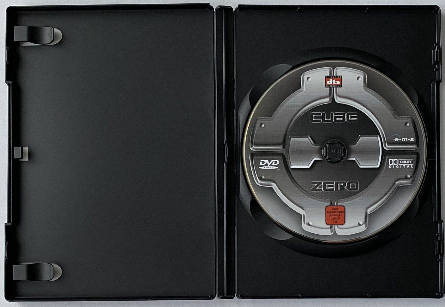 Tutti i DVDs: Cube Zero, eine neue Dimension der Angst (Versandkostenfrei) – Usato da Flums venduto da Asquillo 3