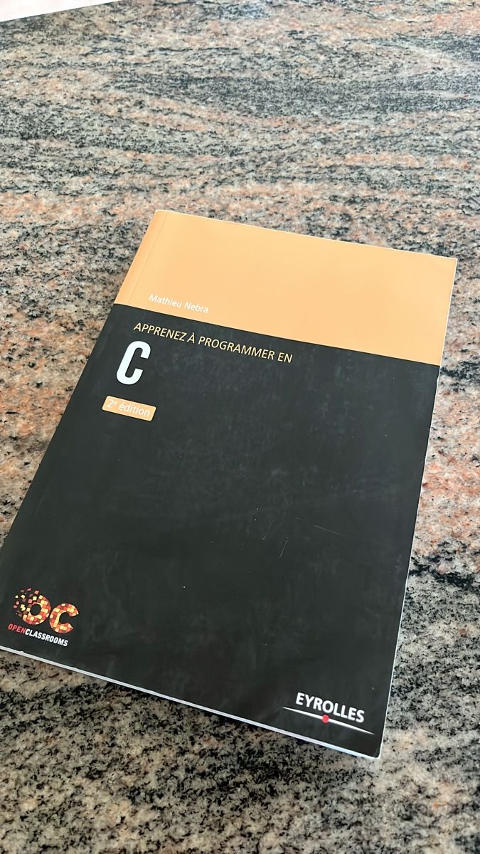 Bücher: Programming Book Apprenez a programmer en C like new – Gebraucht aus Cottens FR von ginop