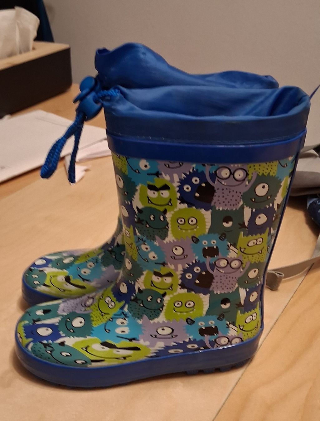 Scarpe per ragazzi: Gummistiefel Gr.29 – Usato da Zürich venduto da Pryter 1