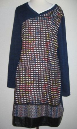 Raffiniertes Kleid der Marke "Invisible", Gr. XL