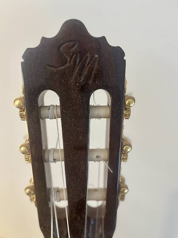 Strumenti musicali: Gitarre Martinez – Usato da Zürich venduto da chiffchaff 1