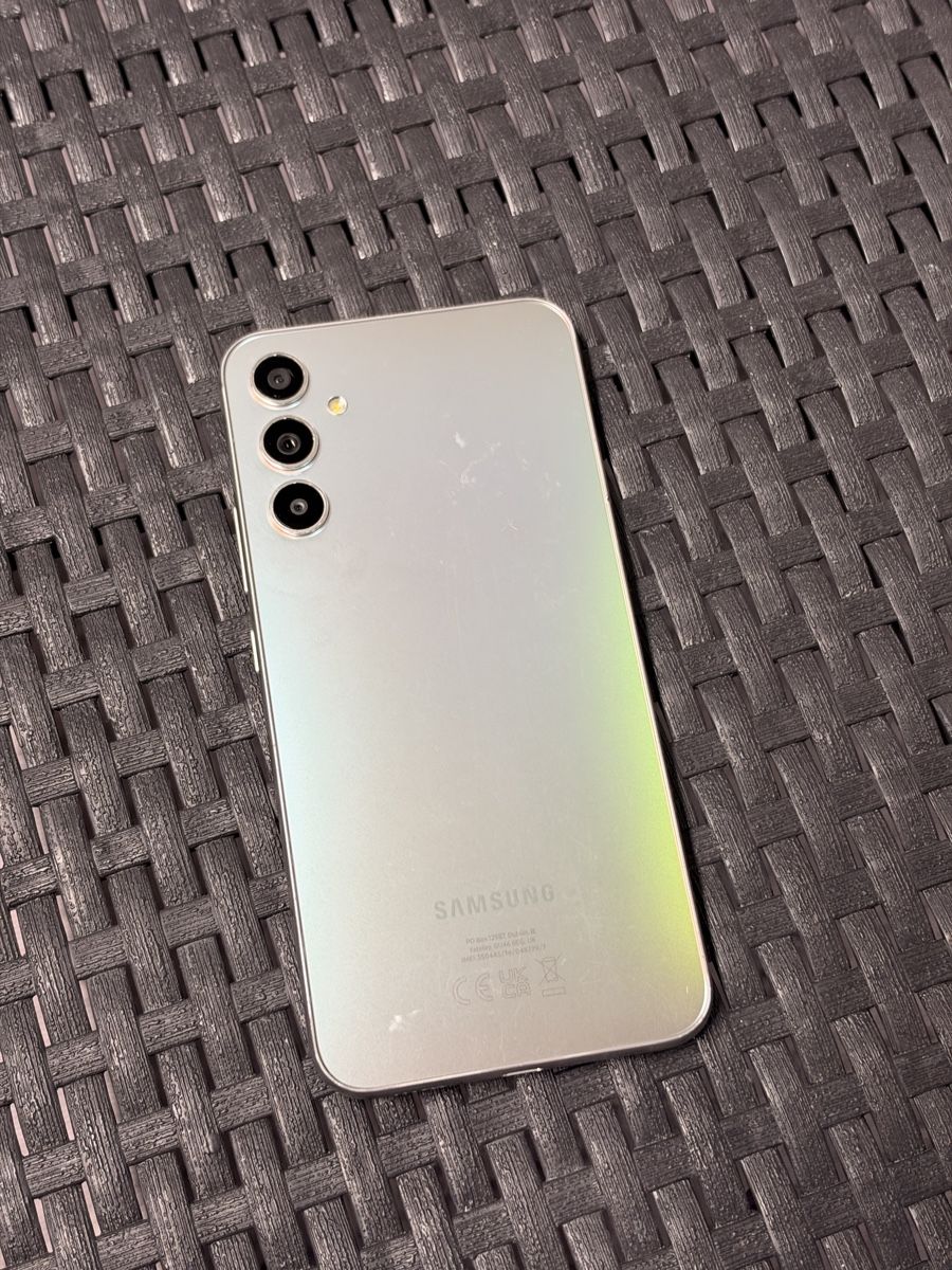 Samsung Telefoni cellulari / Smartphones: Samsung Galaxy A34 5G – Usato da Zürich venduto da TechResellers