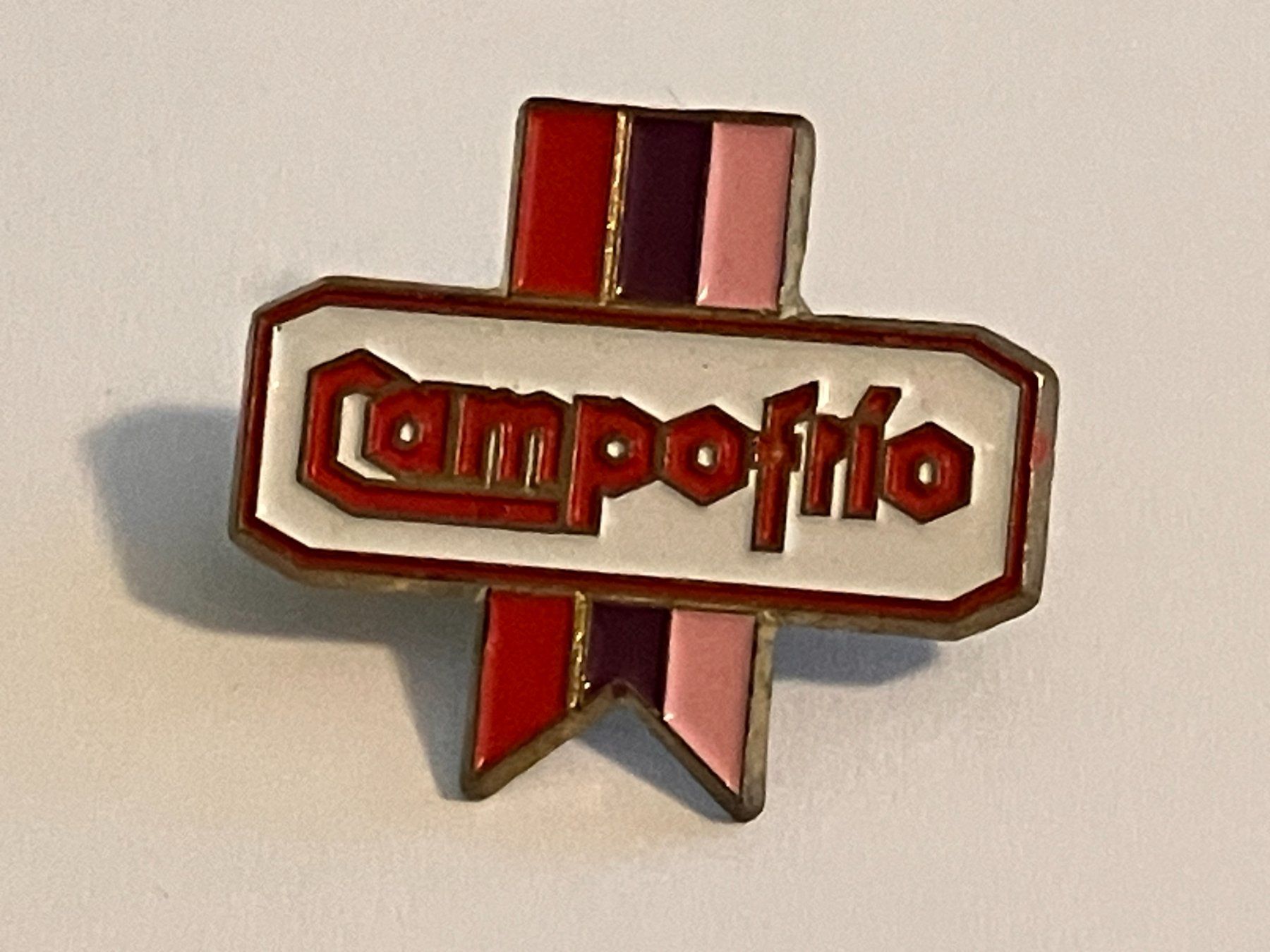 Placchette & Badge: 1 Pin Campofrio Fleisch – Usato da Basel venduto da djwwpp