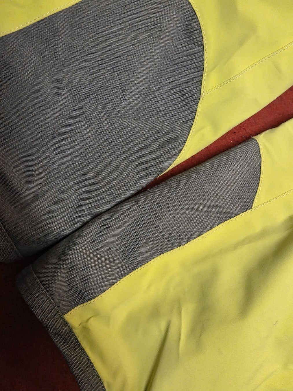 Pantaloni: Skihose Grösse XS neon-gelb – Usato da Subingen venduto da DENDLE20 9