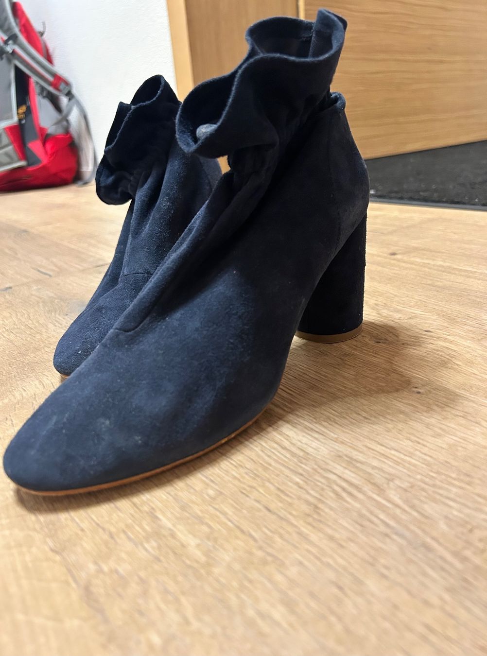 Scarpe da donna: Stiefeletten Wildleder Größe 37 – Usato da Wilen b. Wollerau venduto da ctr_77m7 1