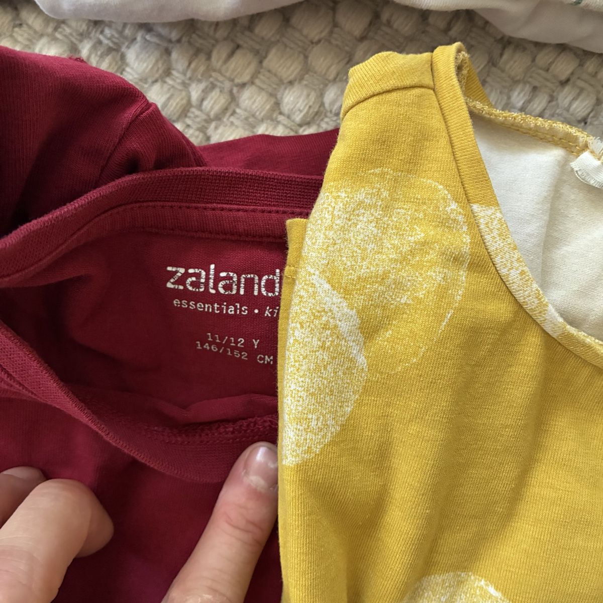 Lotti & Set di vestiti: Langarmshirt‘s Grösse 146/152 – Usato da Winterthur venduto da bunteperlen 4