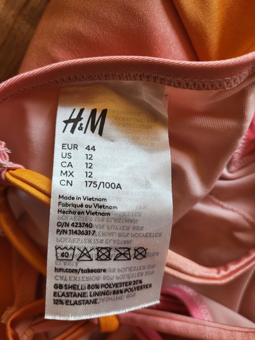 H&M Maillots de bain & Bikinis: Badekleid Gr 44 – D'occasion à Matt par Pippilotta05 2