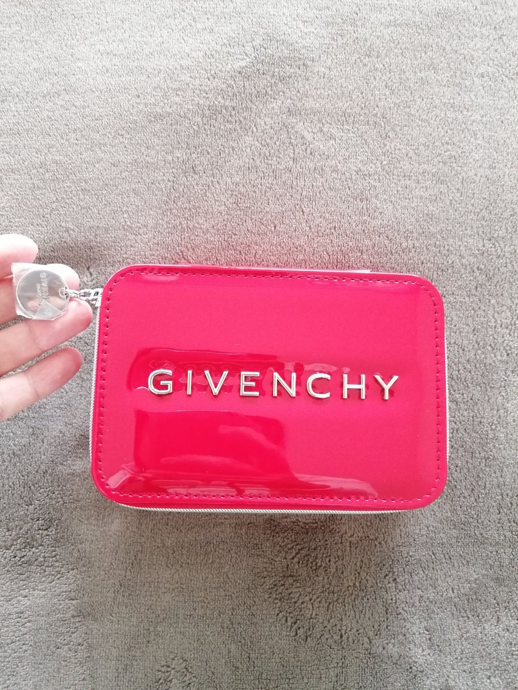 Givenchy Schmuckkästen: Givenchy Necessaire – Neu und originalverpackt aus Pfäffikon SZ von EMMA0111 1