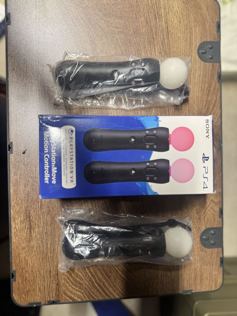 Jeux: PACK Casque VR / VR AIM CONTROLLER / MOVE MOTION VR  – D'occasion à Saicourt par ryangva 3