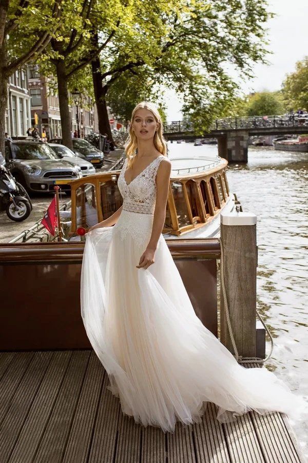Vestiti: Brautkleid – Usato da Bönigen venduto da _urbanlily_