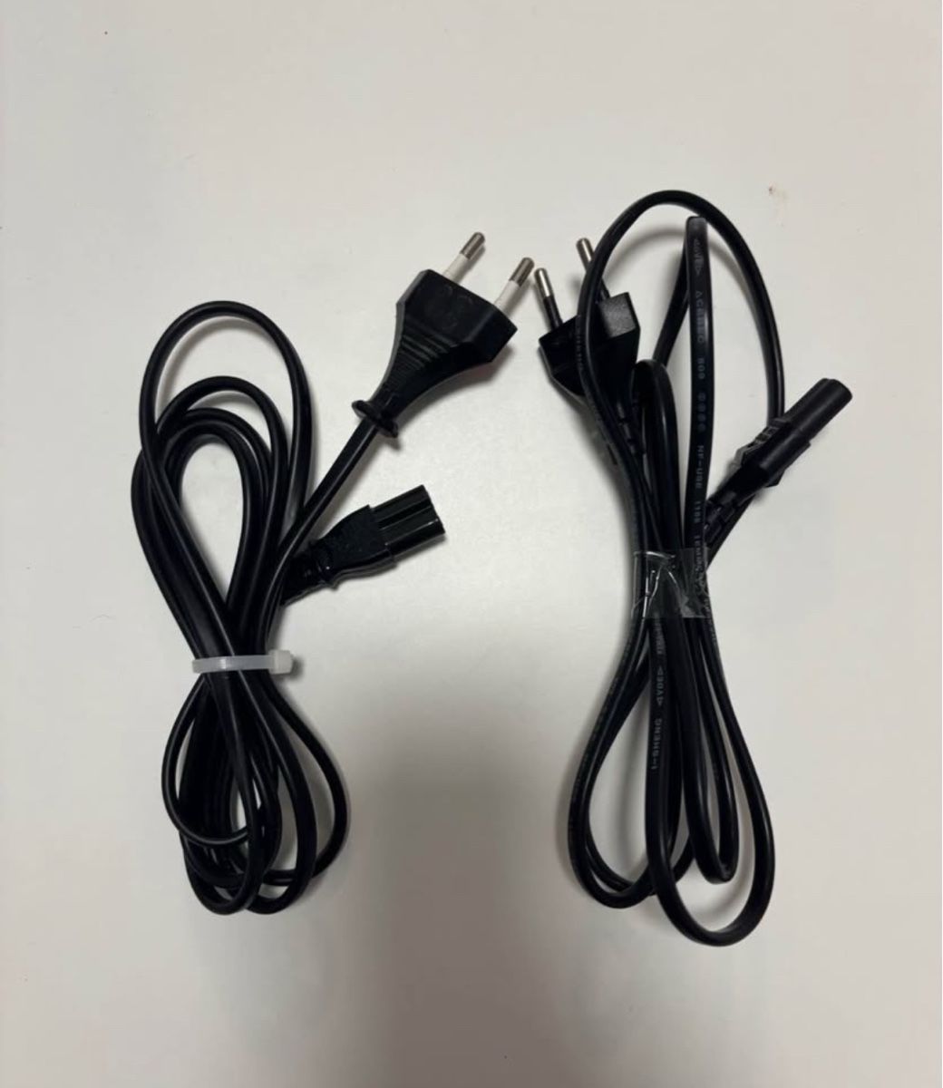 Cavi: Différents câbles, chargeurs, ipod, prise jack, 5.- la pièce – Usato da La Chaux-de-Fonds venduto da DANIELA19961996 6