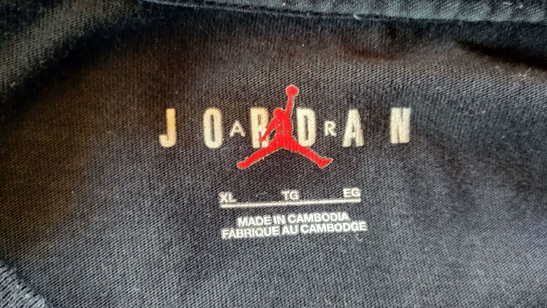 Jordan T-shirt: Jordan Air T-shirt – Usato da Cumbel venduto da anj_b8wj 2