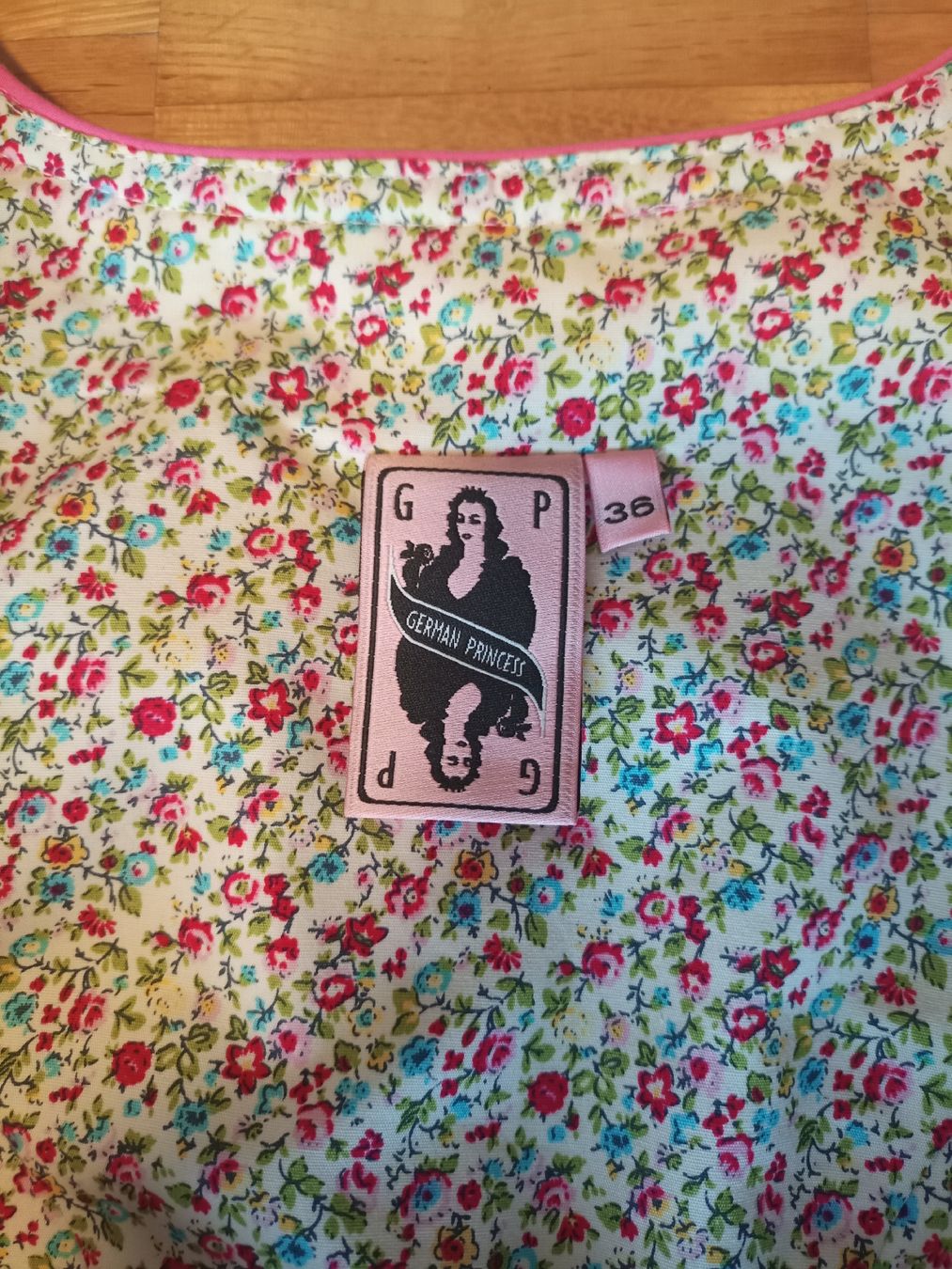 Vestiti: Dirndl - Neu - Grösse 36 – Nuovo (secondo la descrizione) da Steinhausen venduto da Alexandra.Schlumpf 2