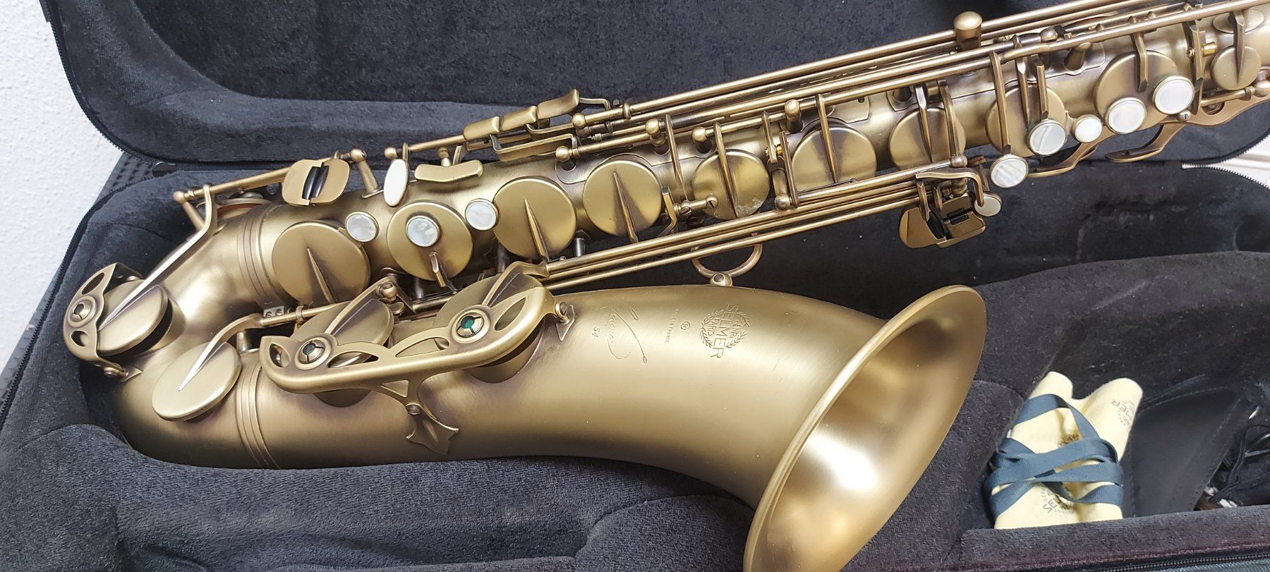 Selmer Strumenti musicali: Selmer Reference 54 Tenor Saxophone gold lacquer engraved – Usato da Glattbrugg venduto da Swissmusik 1