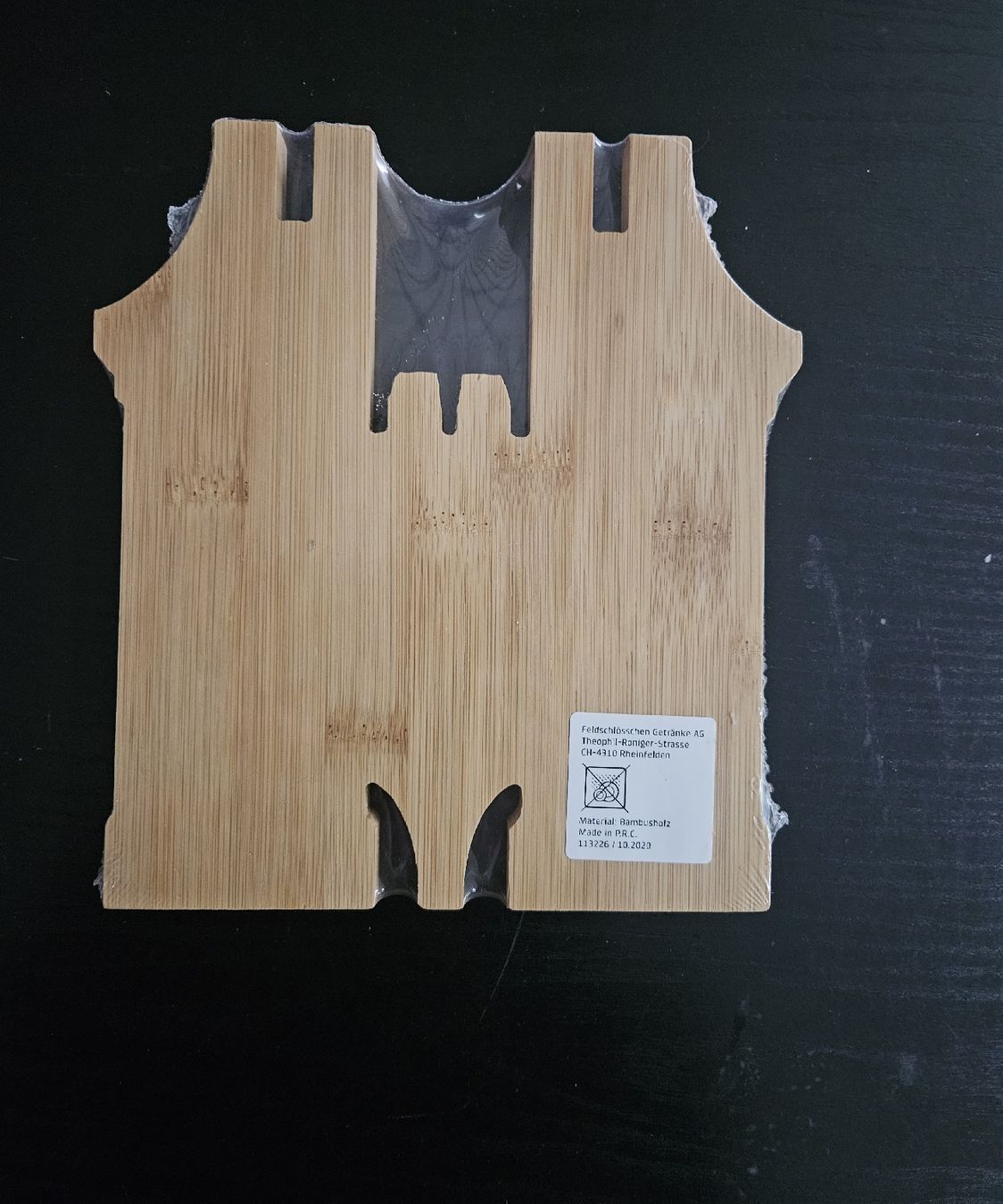 Piatti di portata: Feldschlösschen  Holz brett - Neu & Originalverpackt – Nuovo e nell'imballaggio originale da Figino venduto da mayam63 1