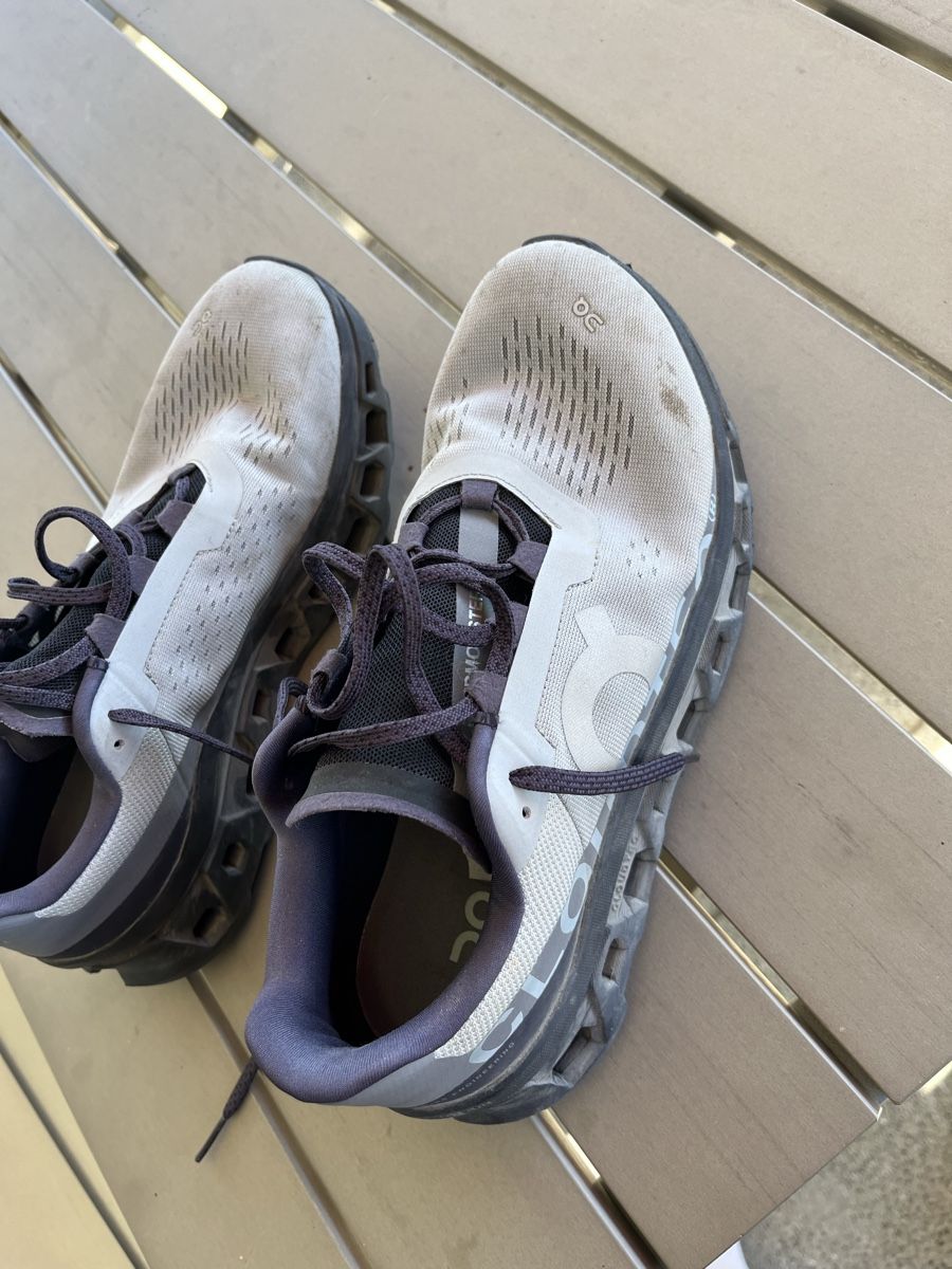On Herrenschuhe: On Laufschuhe Gr 43 – Gebraucht aus Rechthalten von Trikot-master