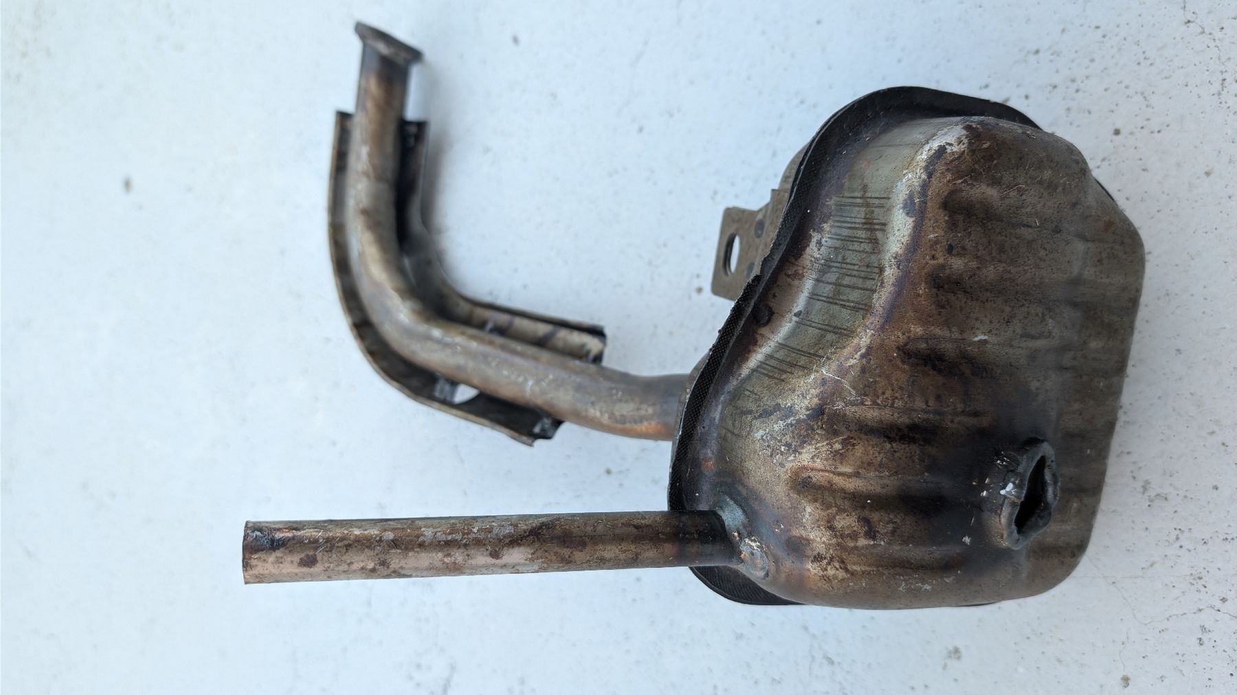 Vespa Sistemi di scarico: Original Piaggio Vespa 50 Auspuff – Nuovo e nell'imballaggio originale da Oberriet SG venduto da Bokost 2