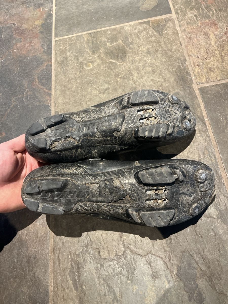 Specialized Herrenschuhe: Specialized Rennradschuhe, 45 – Gebraucht aus Detligen von laurinschnyder 3