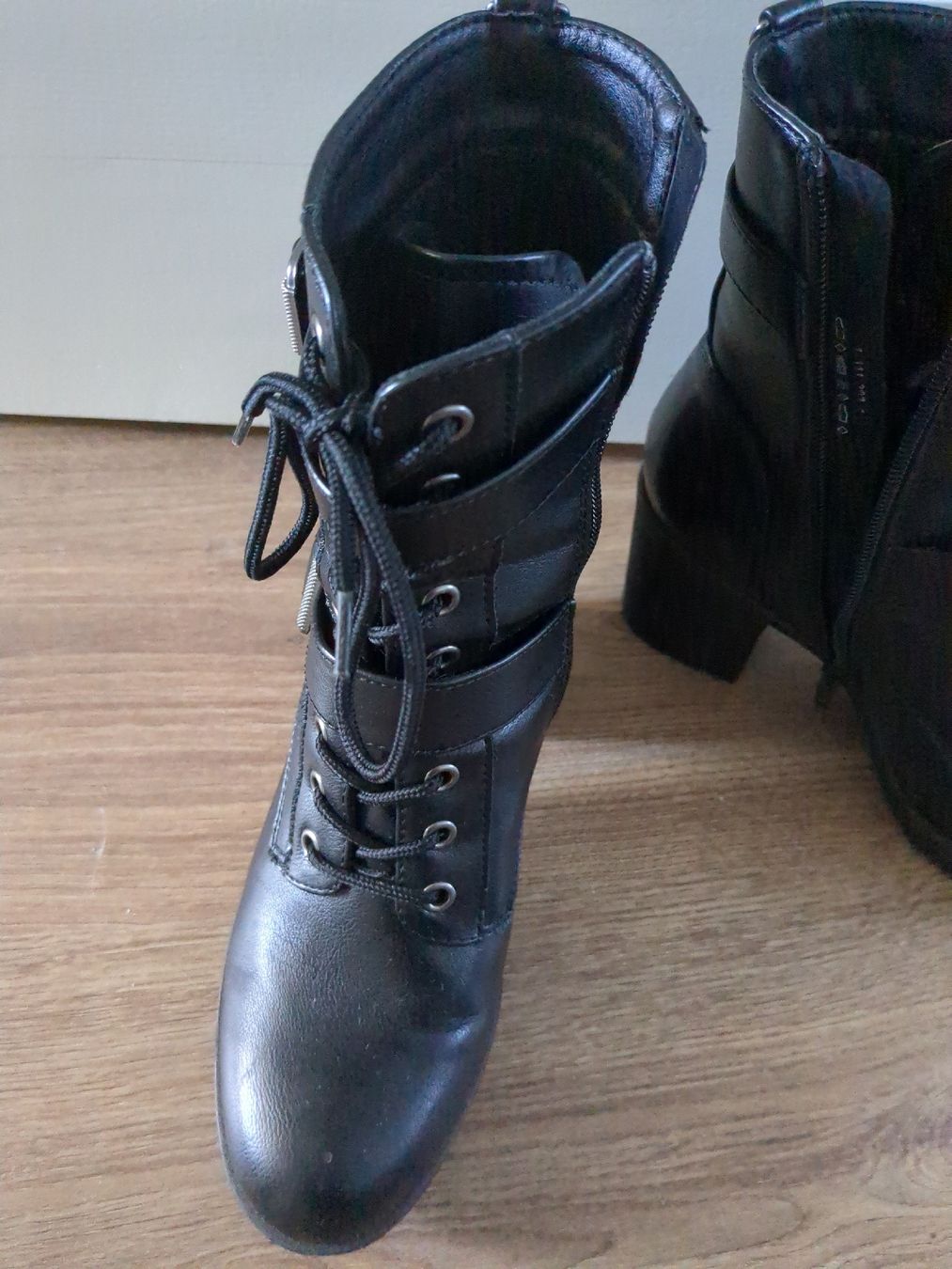 Chaussures femmes: Stiefel Grösse 39 – D'occasion à St. Gallen par tj19 2