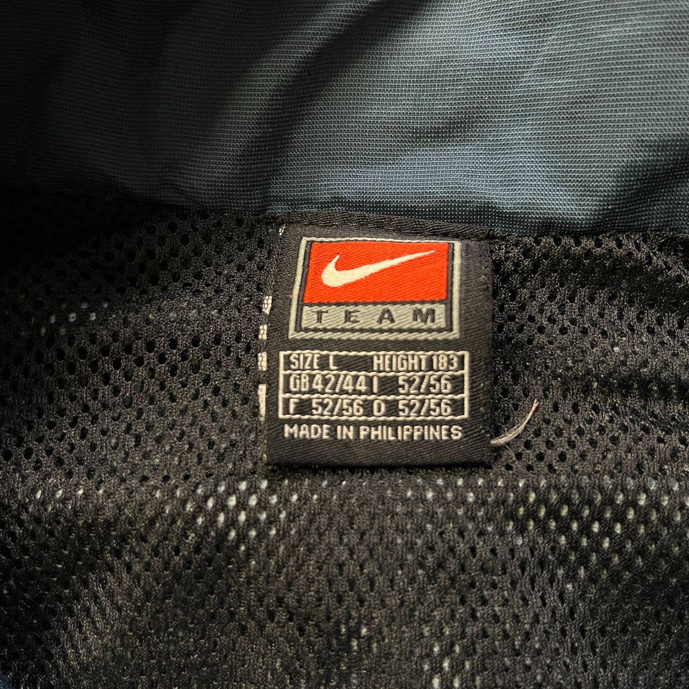 Nike Giacche: Vintage Nike Trackjacket (L) – Usato da Chamoson venduto da Sapoloshop 3