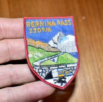 VINTAGE Badge BERNINA PASS nos ST. GALLER STICKEREI abzeiche
