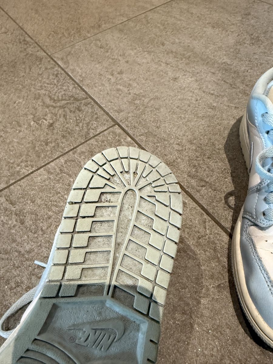 Nike Herrenschuhe: Nike Air Jordan Low  – Gebraucht aus Faellanden von csterus 2
