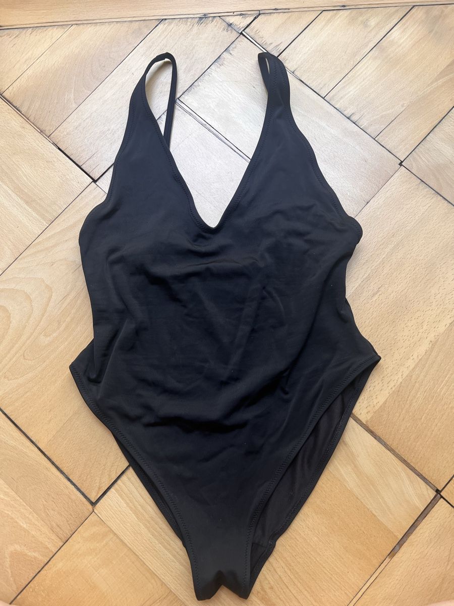 Weekday Costumi da bagno & Bikini: Badeanzug Weekday Avery schwarz Groesse S – Usato da Zürich venduto da romcam