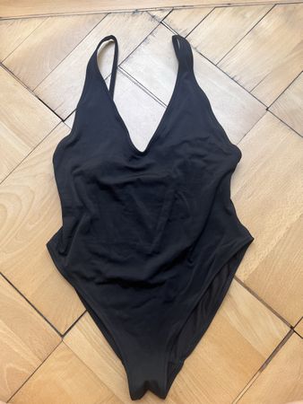 Badeanzug Weekday Avery schwarz Groesse S